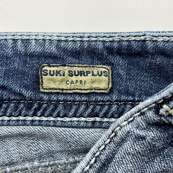 Silver Jeans Suki Surplus Capri Mid Rise Size 26 - Picture 9 of 16